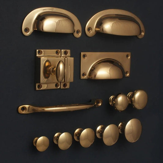 Choosing the right Handles for your kitchen - The Painted Kitchen Company Ltd