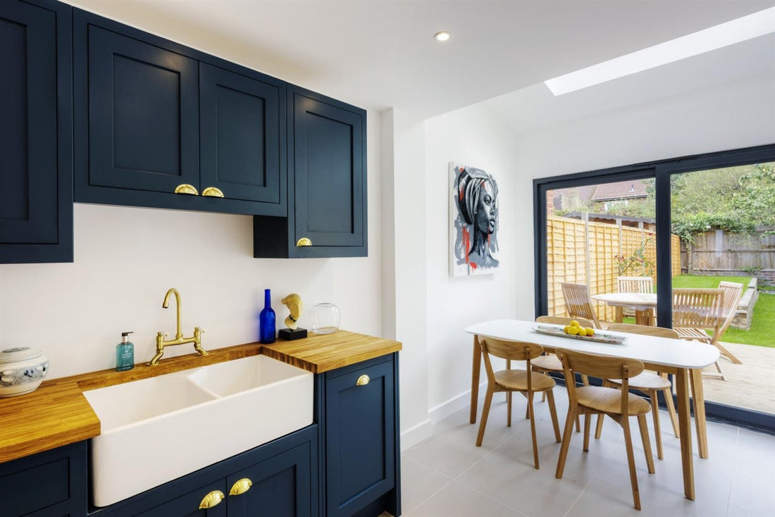 Which Base Units Work Best with Belfast Sinks? - The Painted Kitchen Company Ltd