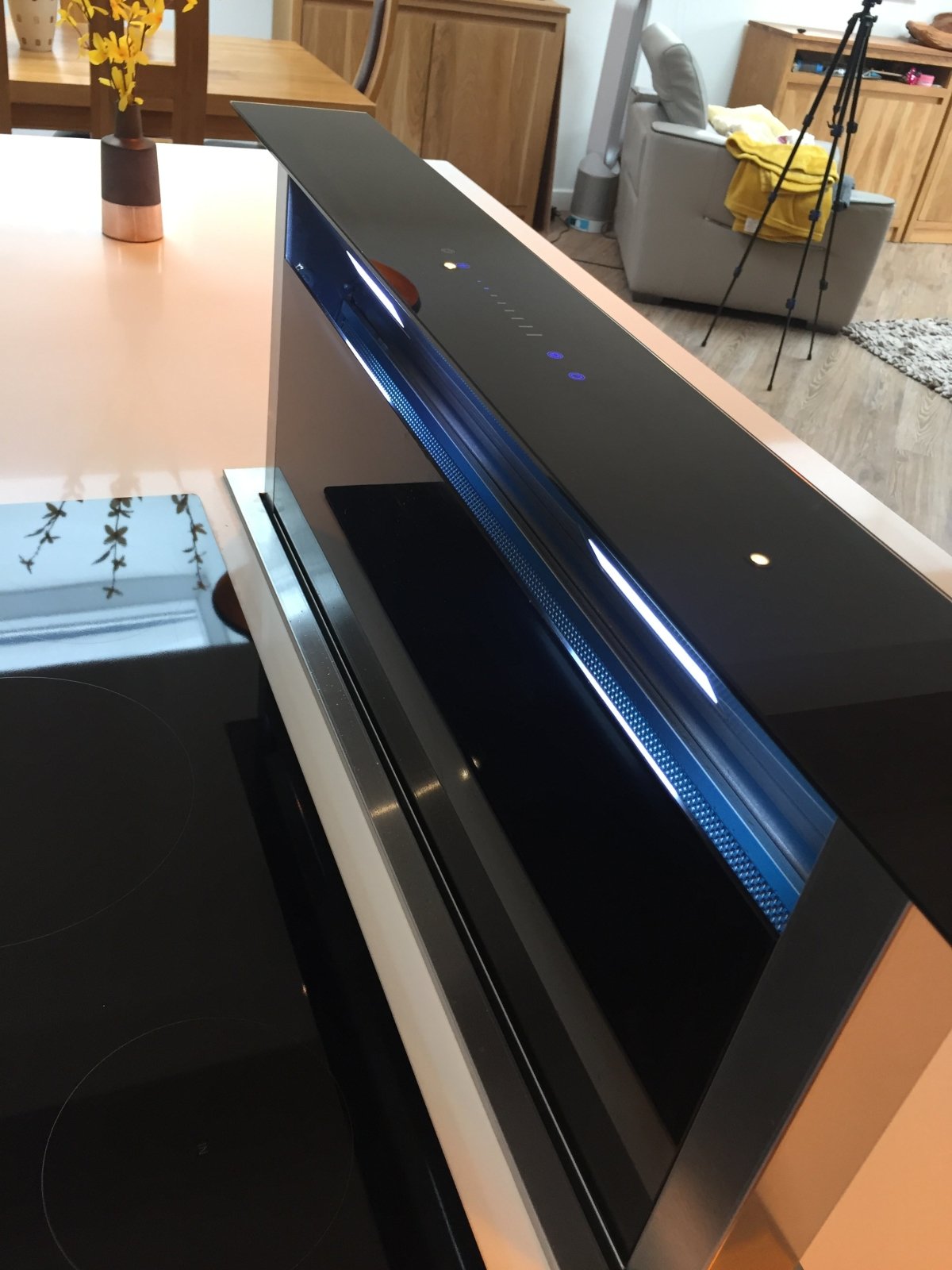 The effectiveness of Downdraft extractors - Blog – The Painted Kitchen ...
