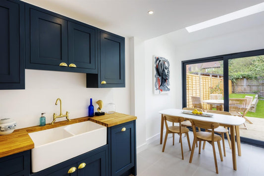 Which Base Units Work Best with Belfast Sinks? - The Painted Kitchen Company Ltd