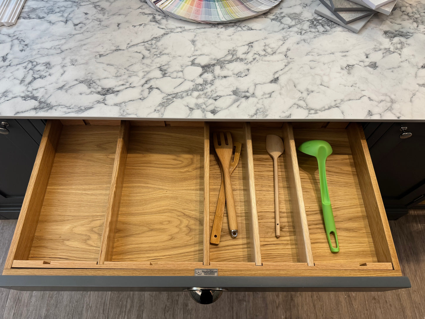 DRAWER DIVIDER SYSTEM